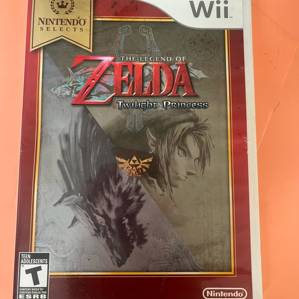 Nintendo Wii The Legend of Zelda: Twilight Princess - Red and Gold